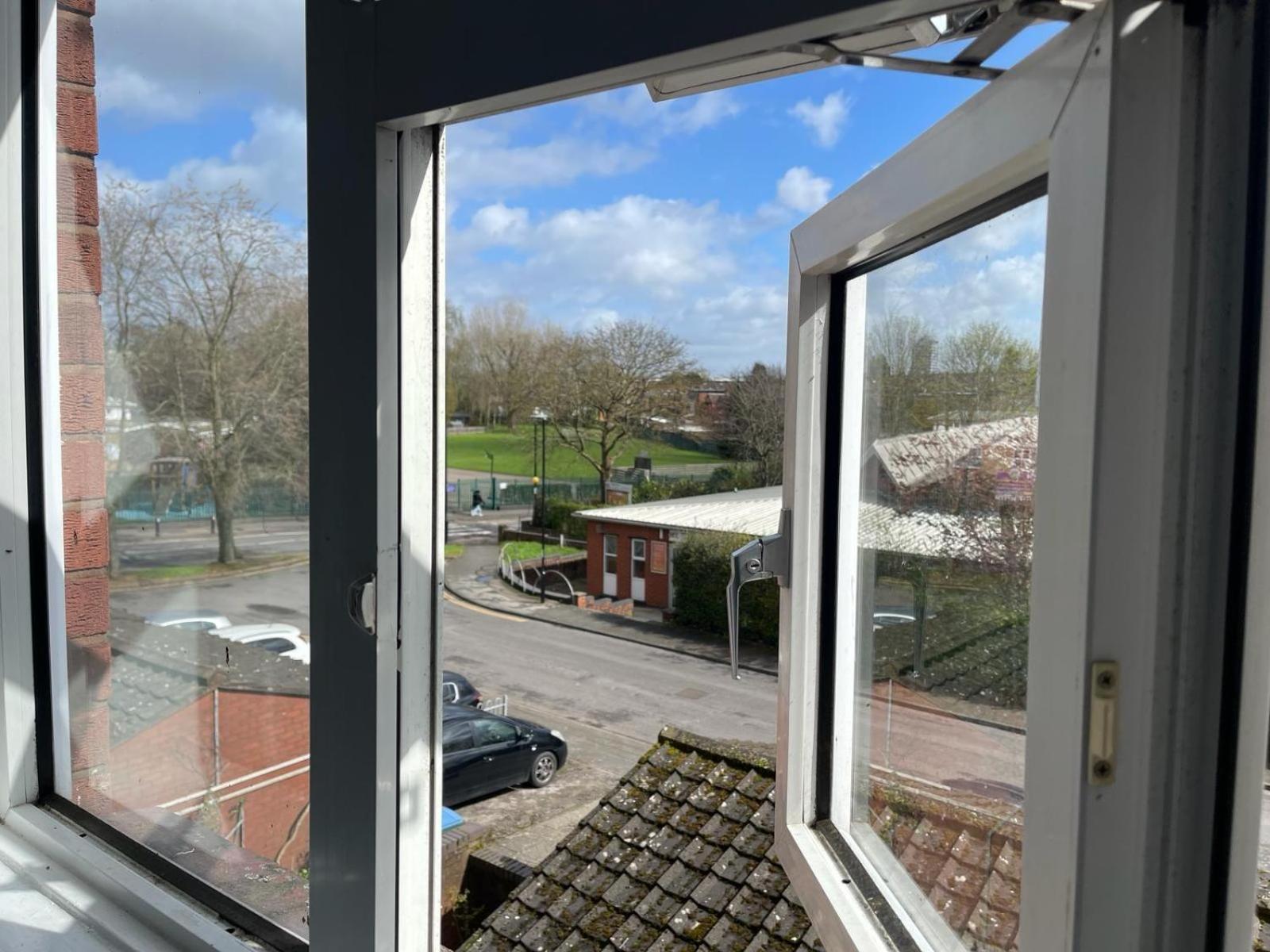 Homestays-Close To Coventry City And University I Free Parking I Wi-Fi المظهر الخارجي الصورة