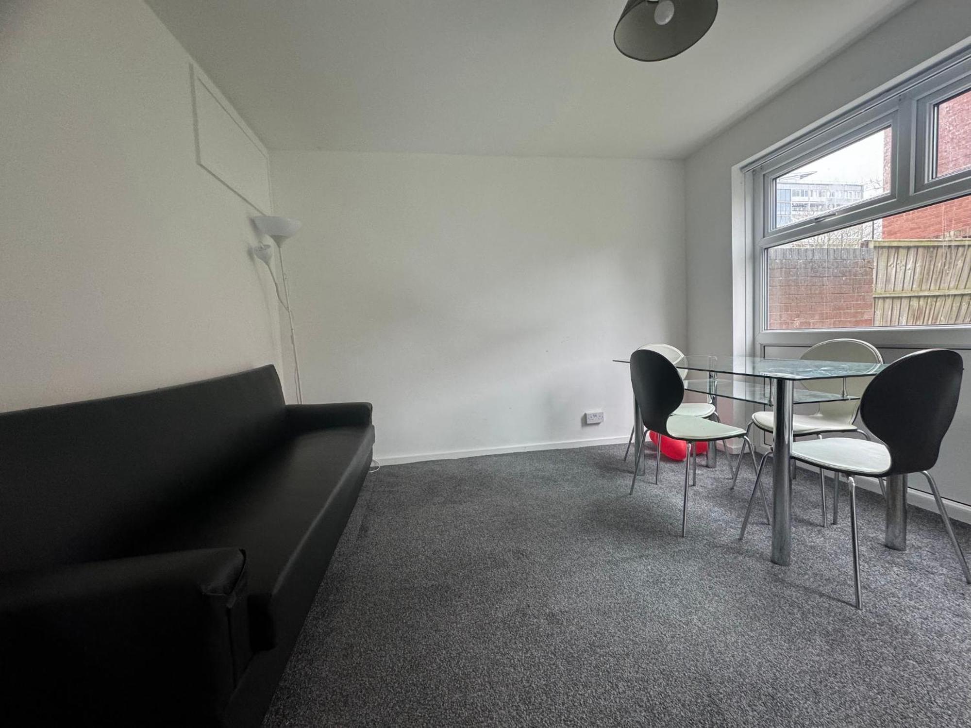 Homestays-Close To Coventry City And University I Free Parking I Wi-Fi المظهر الخارجي الصورة